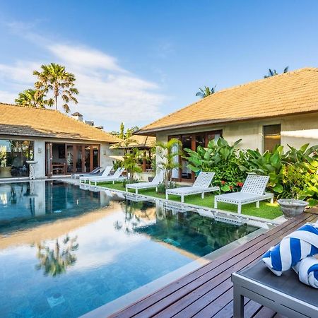 The Akasha Seminyak Bali Luxury Villas Exterior photo